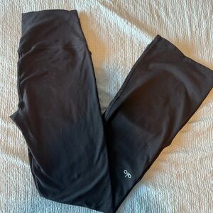 ALO Yoga Midnight Black Bootcut Leggings